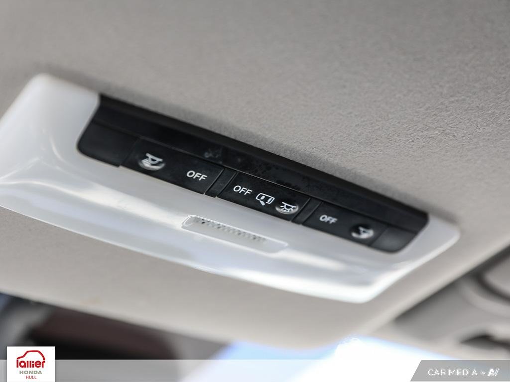 2021 Nissan Versa SV in , Quebec - 22 - w1024h768px