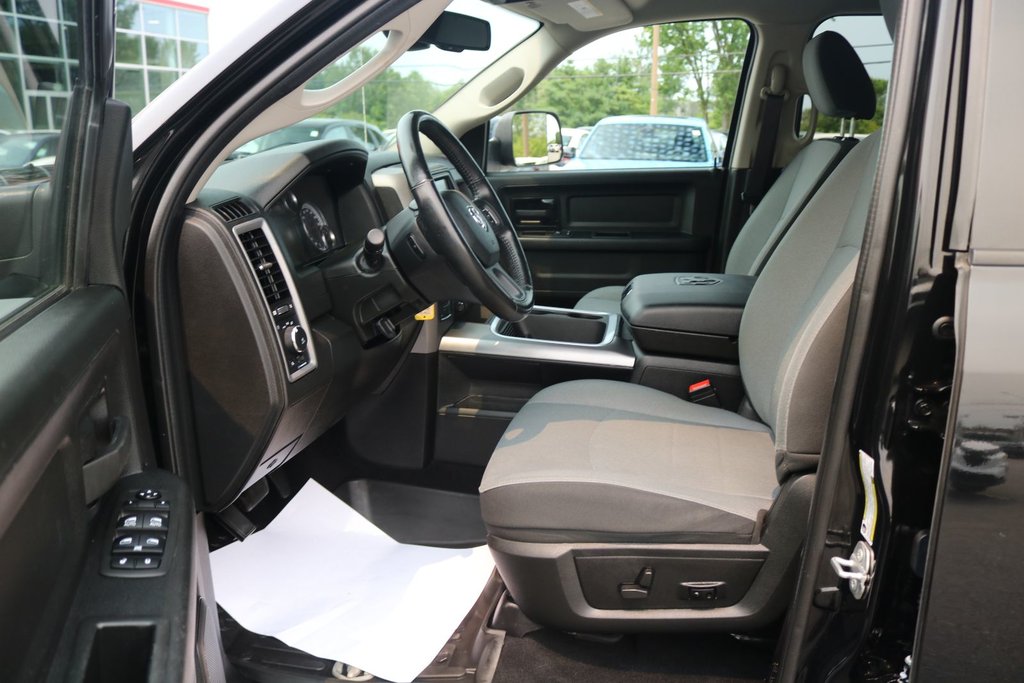 Ram 1500 Classic Express 2021 à Gatineau, Québec - 7 - w1024h768px