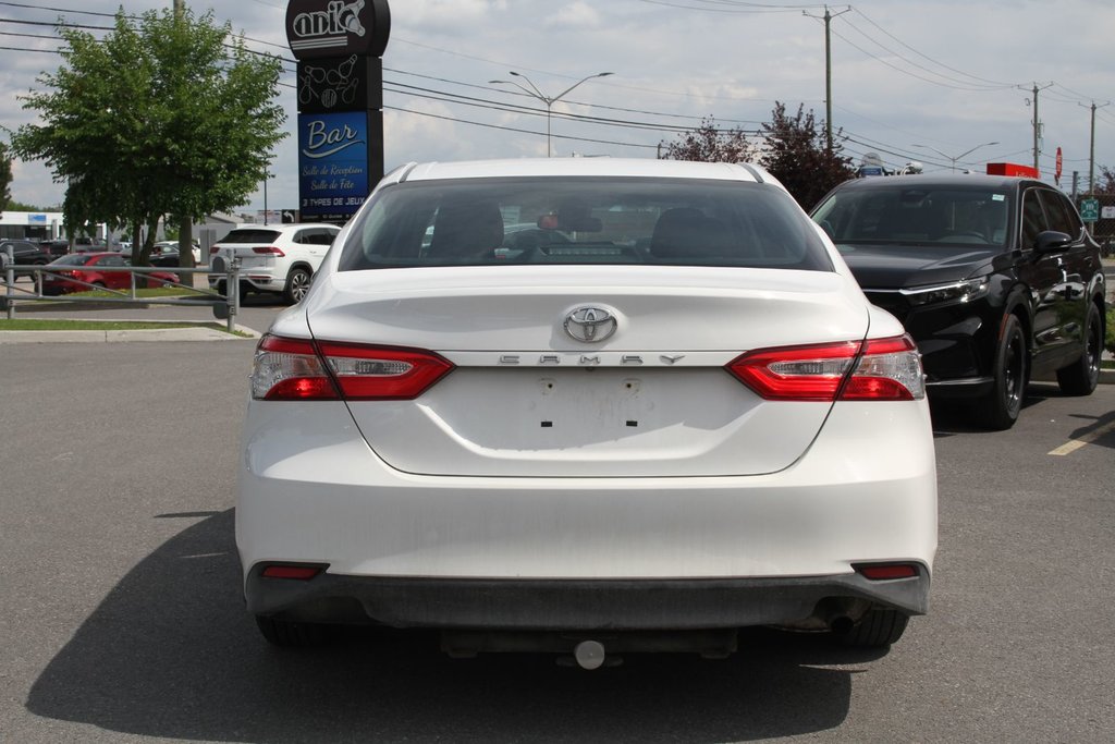 Toyota Camry L 2018 à Gatineau, Québec - 4 - w1024h768px