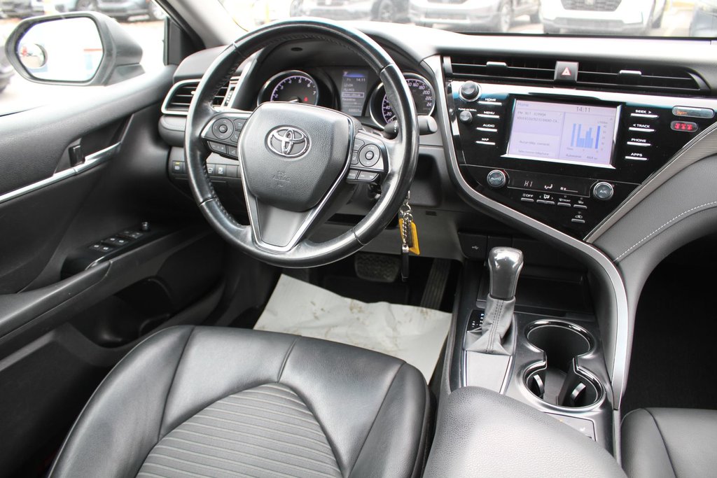 2020 Toyota Camry SE in Gatineau, Quebec - 9 - w1024h768px