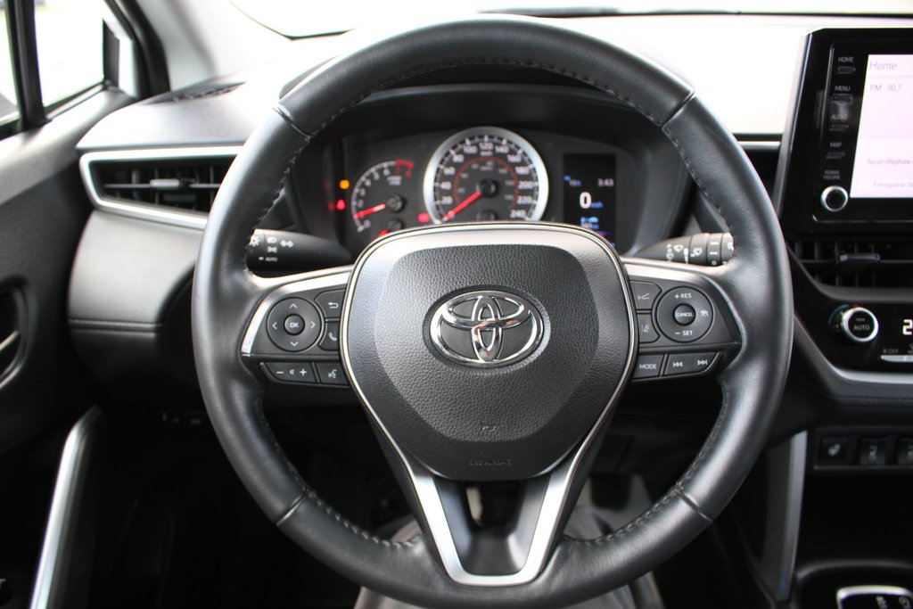Toyota Corolla Cross LE | AWD 2022 à Gatineau, Québec - 11 - w1024h768px