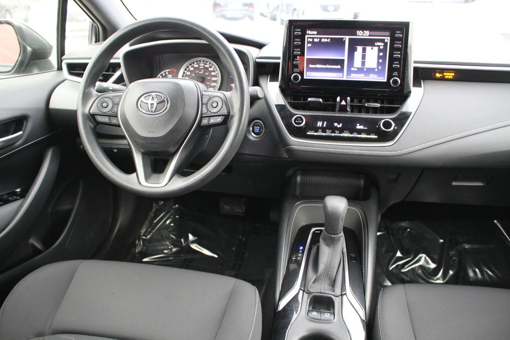 2020 Toyota Corolla Hatchback SE in Gatineau, Quebec - 9 - w1024h768px
