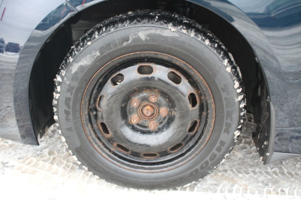 2020 Toyota Corolla Hatchback SE in Gatineau, Quebec - 22 - w1024h768px