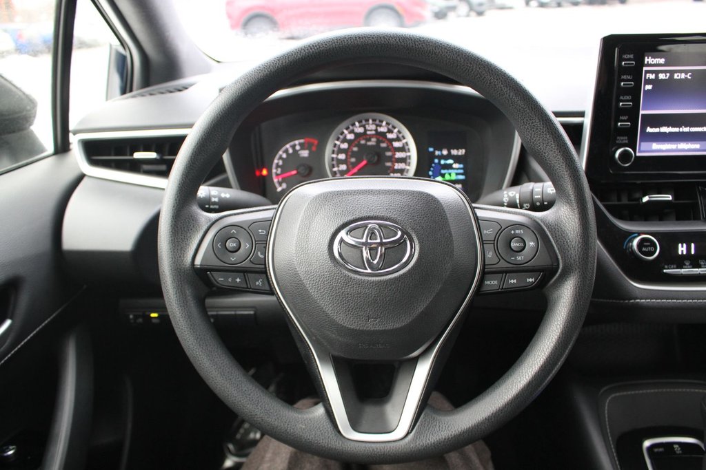 2020 Toyota Corolla Hatchback SE in Gatineau, Quebec - 10 - w1024h768px