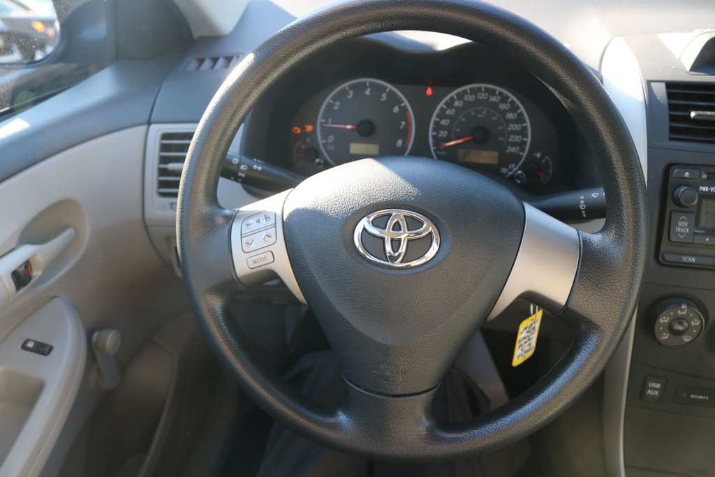 2013 Toyota Corolla CE in Gatineau, Quebec - 10 - w1024h768px