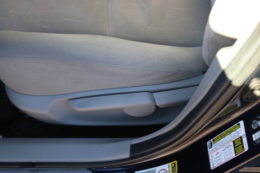 2013 Toyota Corolla CE in Gatineau, Quebec - 16 - w1024h768px