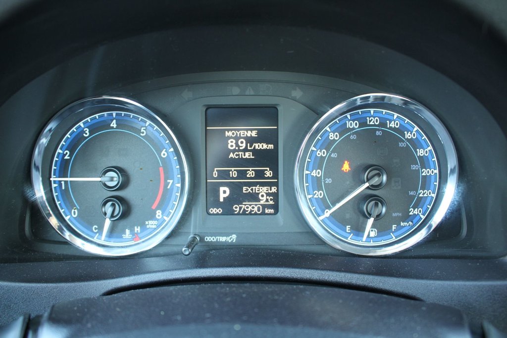 2018 Toyota Corolla LE in , Quebec - 11 - w1024h768px