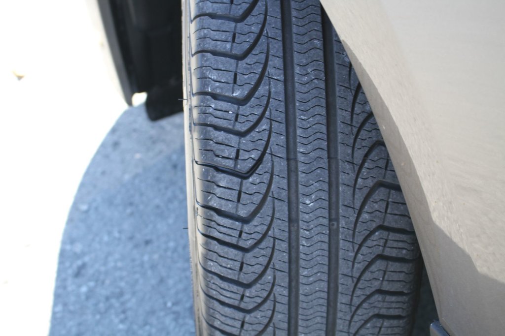 2018 Toyota Corolla LE in , Quebec - 25 - w1024h768px