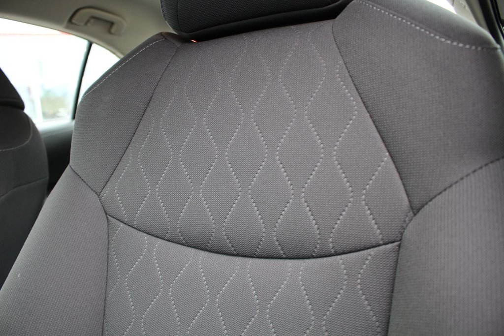 Toyota Corolla LE 2020 à Gatineau, Québec - 21 - w1024h768px