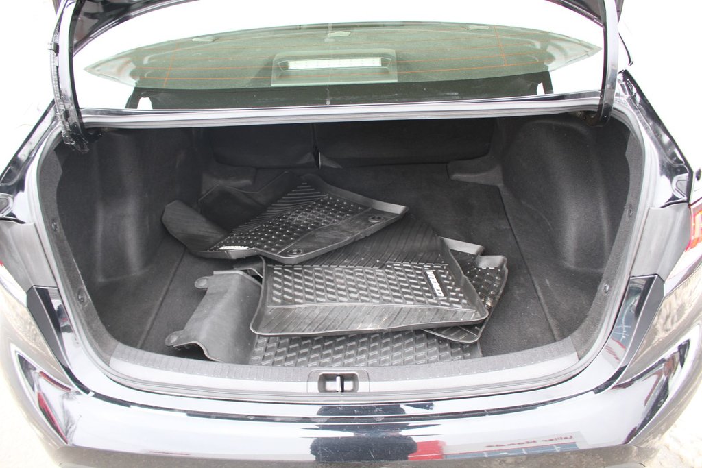 2023 Toyota Corolla Hybrid LE in Gatineau, Quebec - 22 - w1024h768px