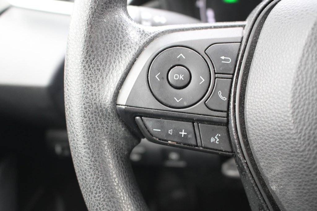 2023 Toyota Corolla Hybrid LE in Gatineau, Quebec - 12 - w1024h768px