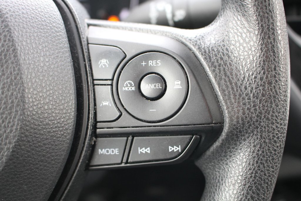 2023 Toyota Corolla Hybrid LE in Gatineau, Quebec - 14 - w1024h768px