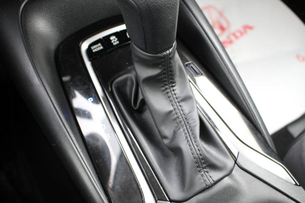 2023 Toyota Corolla Hybrid LE in Gatineau, Quebec - 15 - w1024h768px