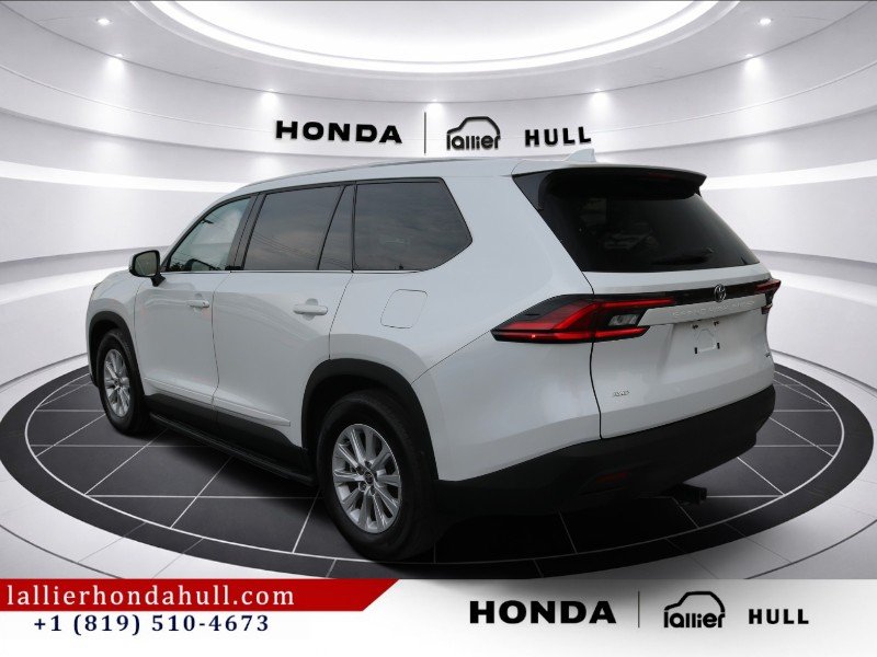 2025 Toyota Grand Highlander XLE in Montréal, Quebec - 3 - w1024h768px