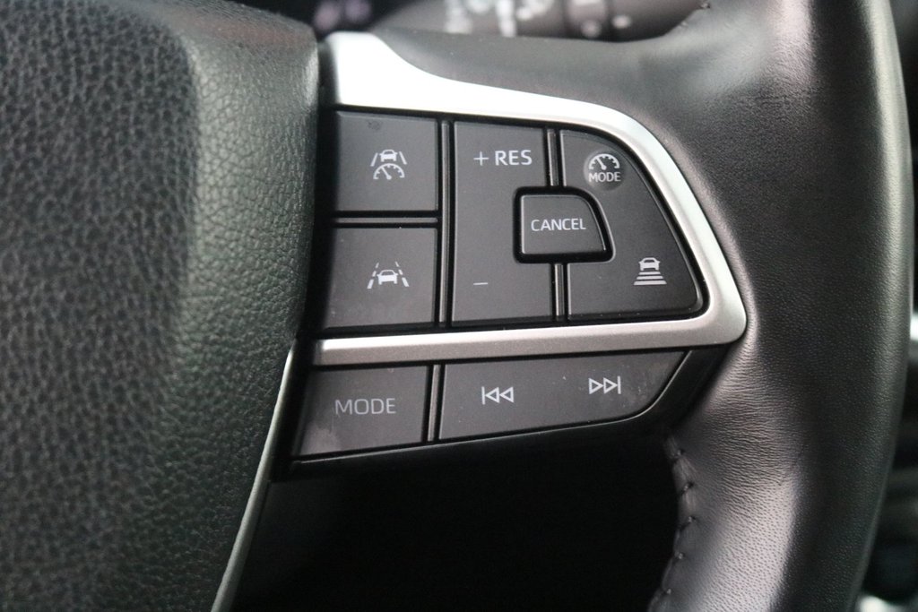 2025 Toyota Grand Highlander XLE in Montréal, Quebec - 16 - w1024h768px
