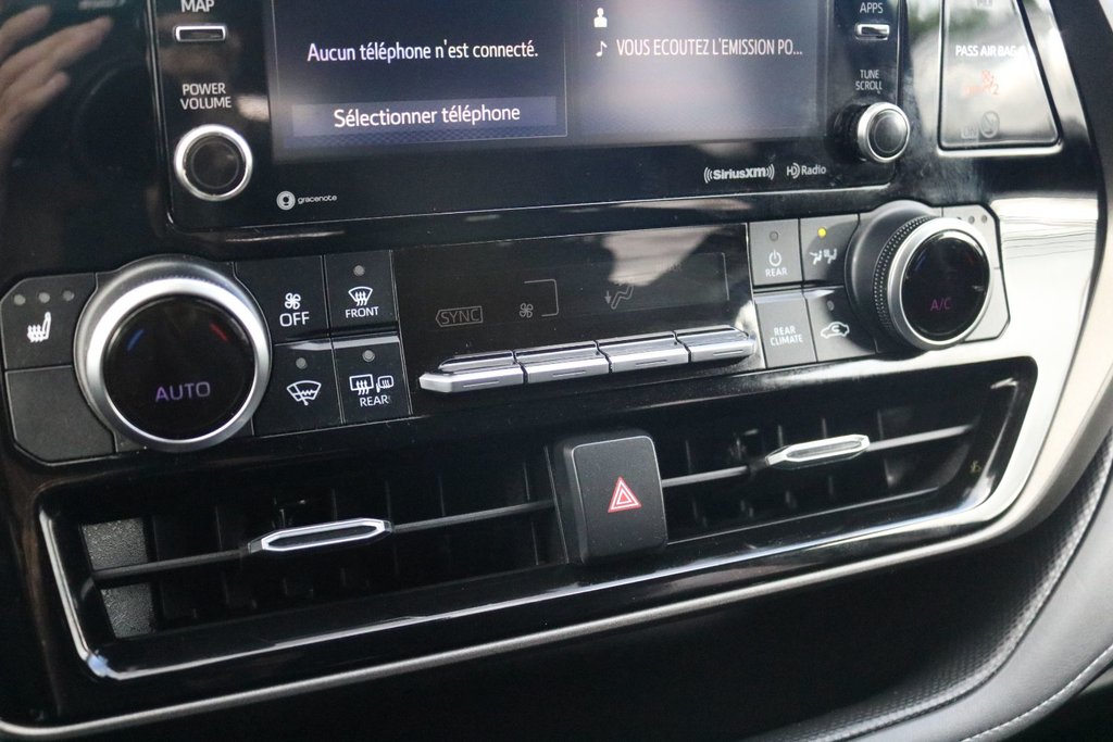 2020 Toyota Highlander LE | AWD in Gatineau, Quebec - 19 - w1024h768px