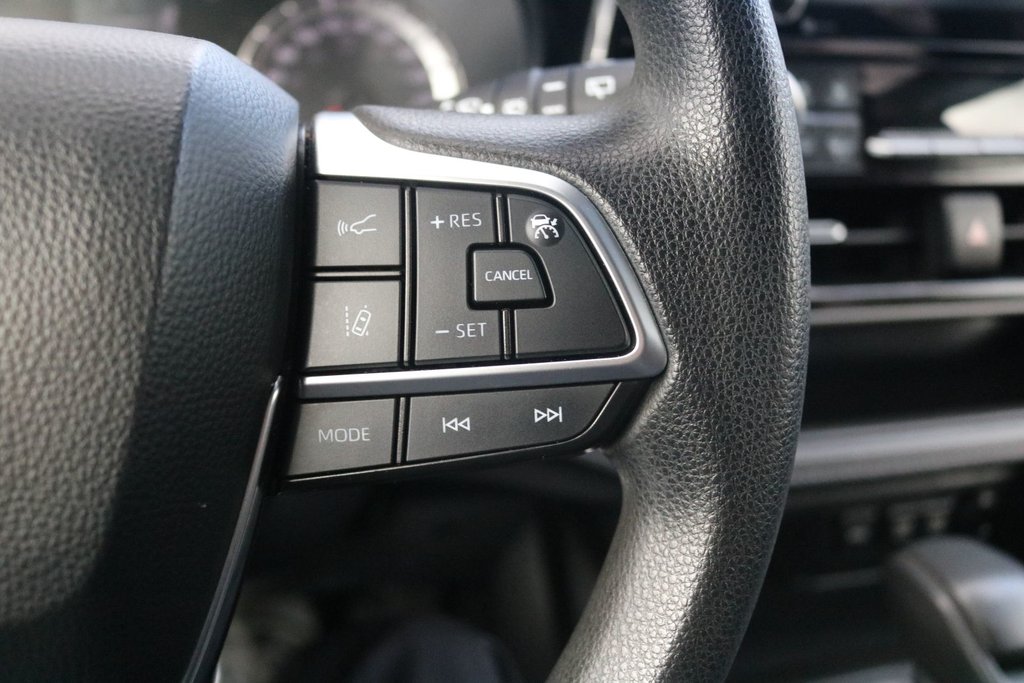 2020 Toyota Highlander LE | AWD in Gatineau, Quebec - 16 - w1024h768px