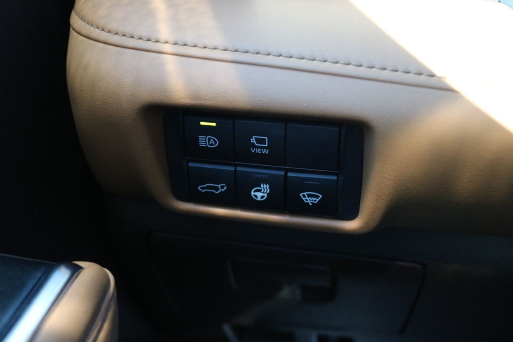2020 Toyota Highlander Platinum |  AWD in Gatineau, Quebec - 16 - w1024h768px