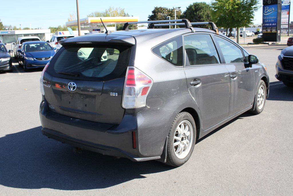 Toyota Prius V 2017 à Gatineau, Québec - 5 - w1024h768px