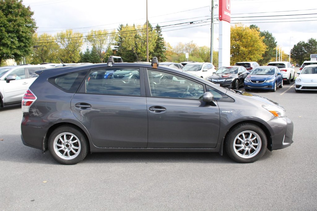 2017 Toyota Prius V in , Quebec - 6 - w1024h768px