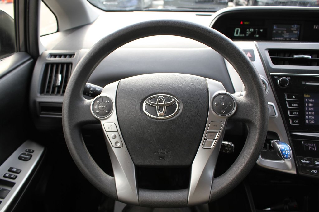 2017 Toyota Prius V in , Quebec - 11 - w1024h768px