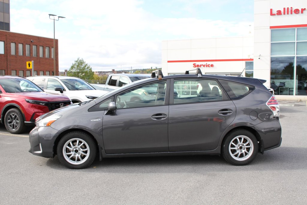 2017 Toyota Prius V in , Quebec - 2 - w1024h768px