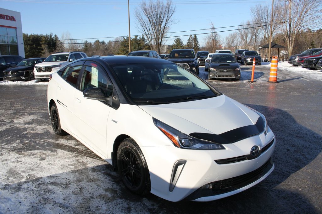 2022 Toyota Prius E TECH in Gatineau, Quebec - 2 - w1024h768px