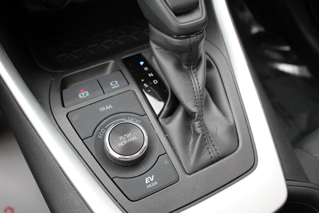 2024 Toyota RAV4 Hybrid XLE in , Quebec - 16 - w1024h768px