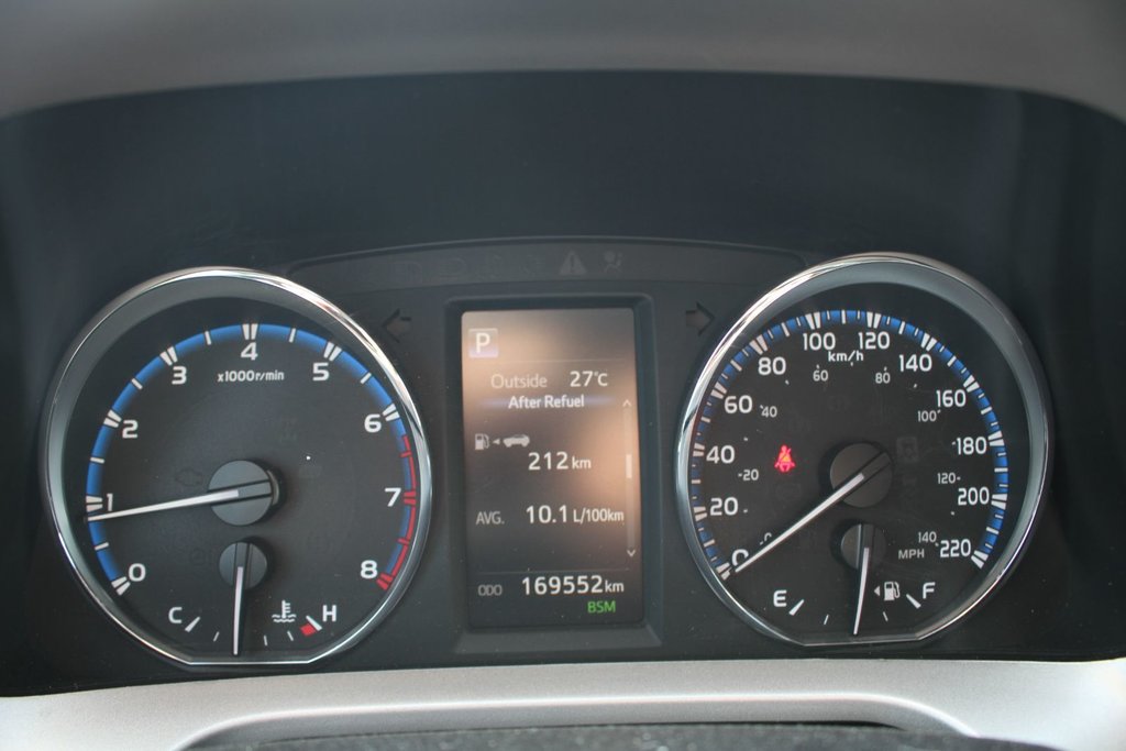 Toyota RAV4 XLE | AWD | 2016 à Gatineau, Québec - 12 - w1024h768px
