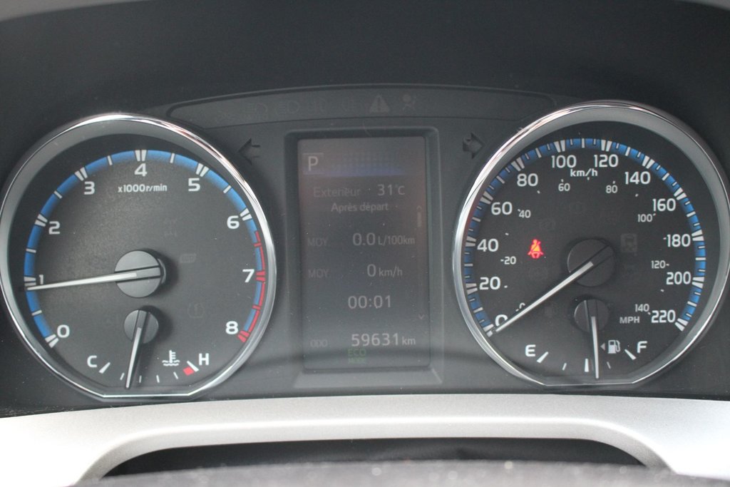 2017 Toyota RAV4 LE AWD | in Gatineau, Quebec - 10 - w1024h768px
