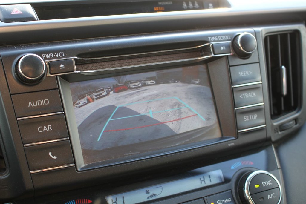 2018 Toyota RAV4 Hybrid XLE in Gatineau, Quebec - 20 - w1024h768px