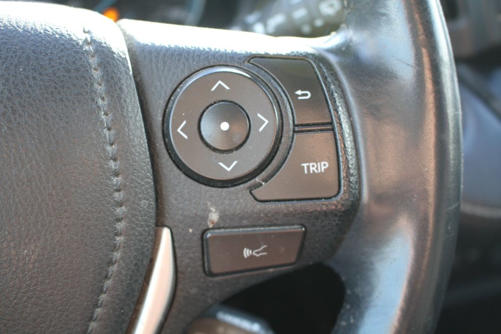 2018 Toyota RAV4 Hybrid XLE in Gatineau, Quebec - 15 - w1024h768px