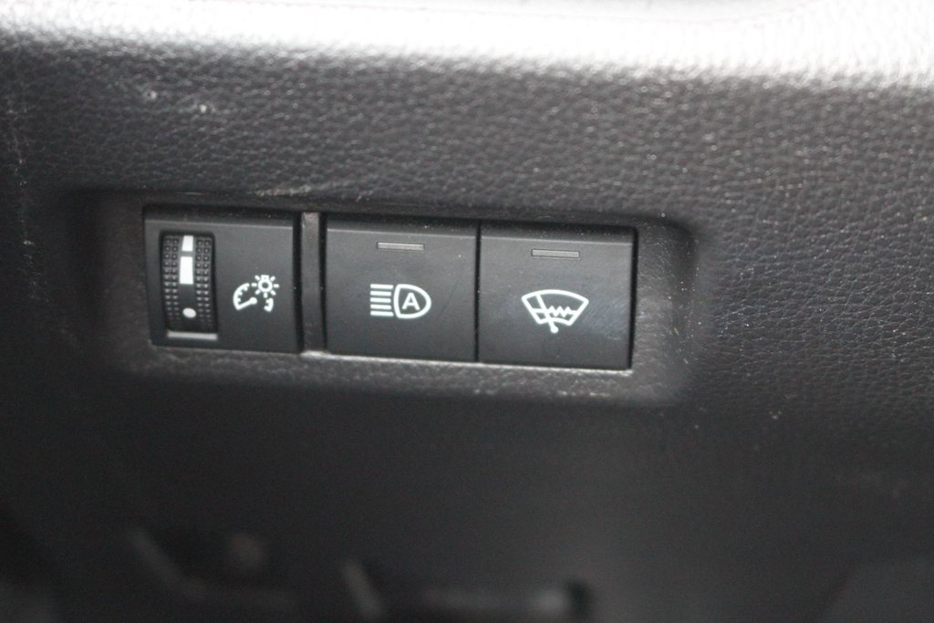 2021 Toyota RAV4 Hybrid LE in , Quebec - 13 - w1024h768px