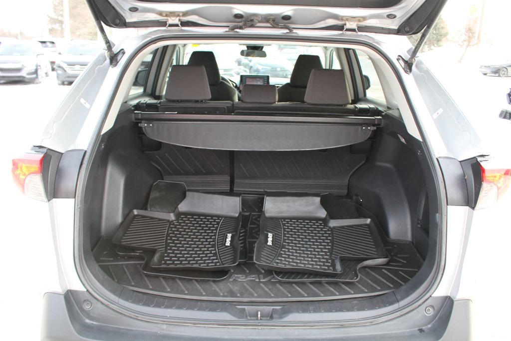 2021 Toyota RAV4 Hybrid LE in , Quebec - 22 - w1024h768px