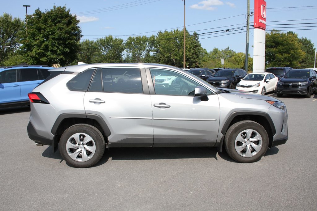Toyota RAV4 LE | FWD 2022 à , Québec - 6 - w1024h768px