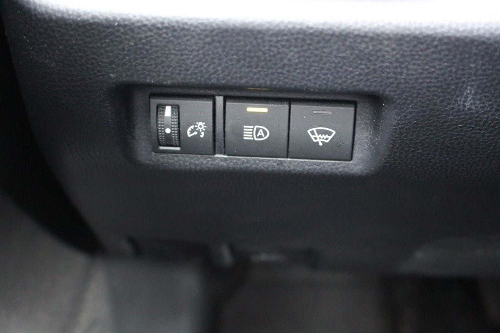 Toyota RAV4 LE | FWD 2022 à , Québec - 13 - w1024h768px