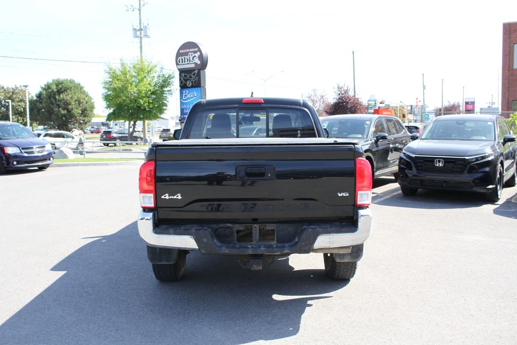 Toyota Tacoma SR5 2016 à , Québec - 4 - w1024h768px