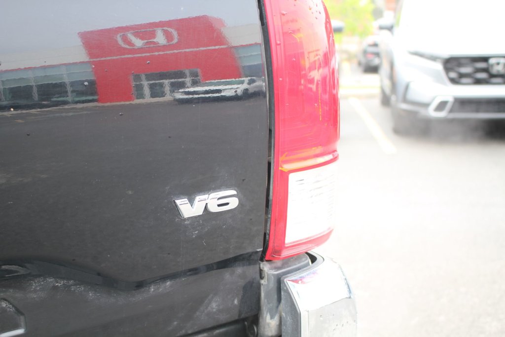 2016 Toyota Tacoma SR5 in , Quebec - 7 - w1024h768px