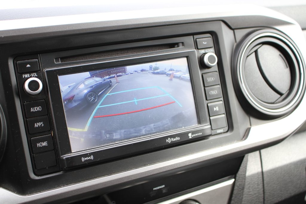 2016 Toyota Tacoma SR5 in , Quebec - 18 - w1024h768px