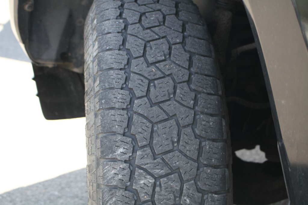 Toyota Tacoma SR5 2016 à , Québec - 22 - w1024h768px
