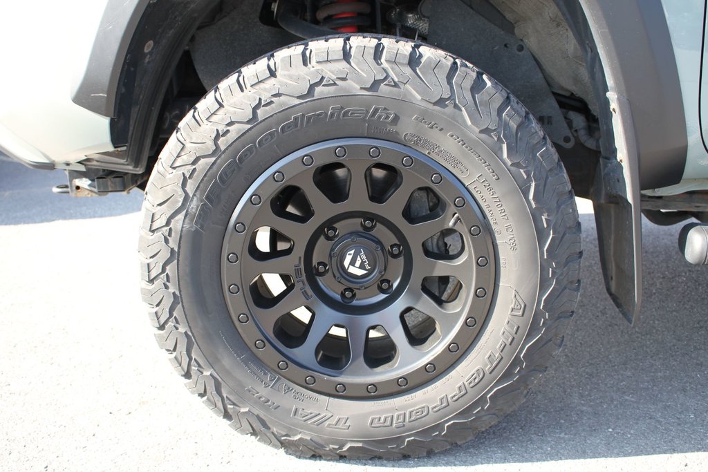 2023 Toyota Tacoma TRD OFF-ROAD in Gatineau, Quebec - 23 - w1024h768px