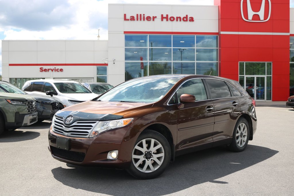 2011 Toyota Venza AWD in Montréal, Quebec - 1 - w1024h768px
