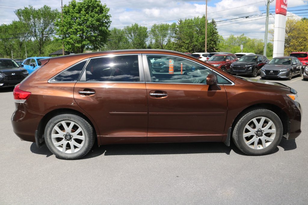 2011 Toyota Venza AWD in Montréal, Quebec - 6 - w1024h768px