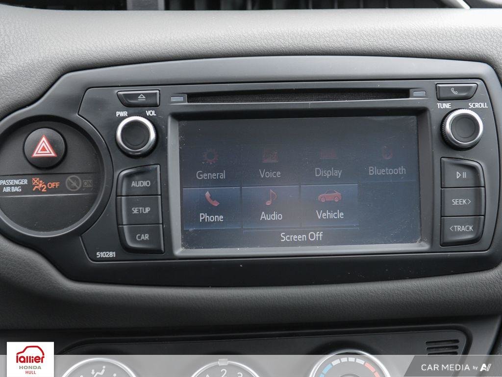 2019 Toyota Yaris Hatchback LE in , Quebec - 21 - w1024h768px
