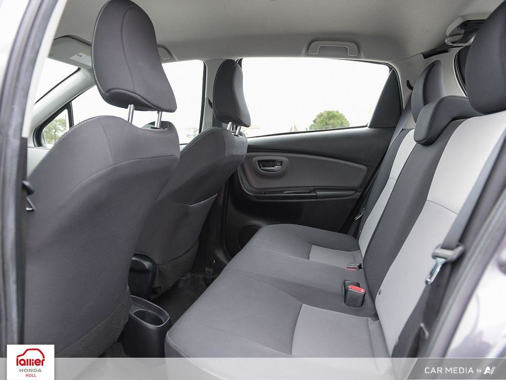 2019 Toyota Yaris Hatchback LE in , Quebec - 24 - w1024h768px