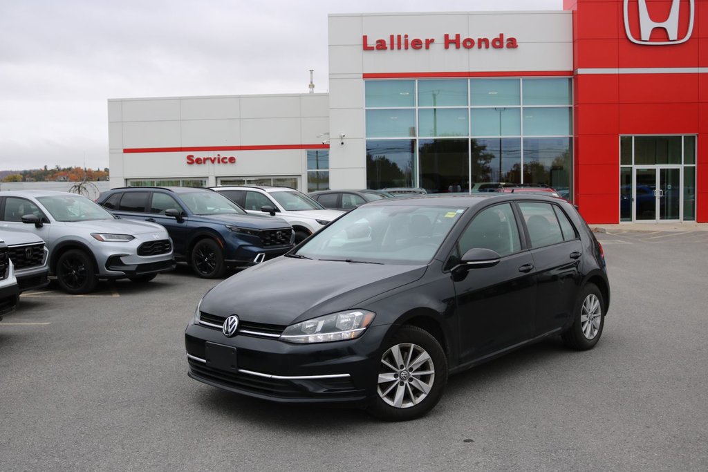 2018 Volkswagen Golf Trendline in Montréal, Quebec - 1 - w1024h768px