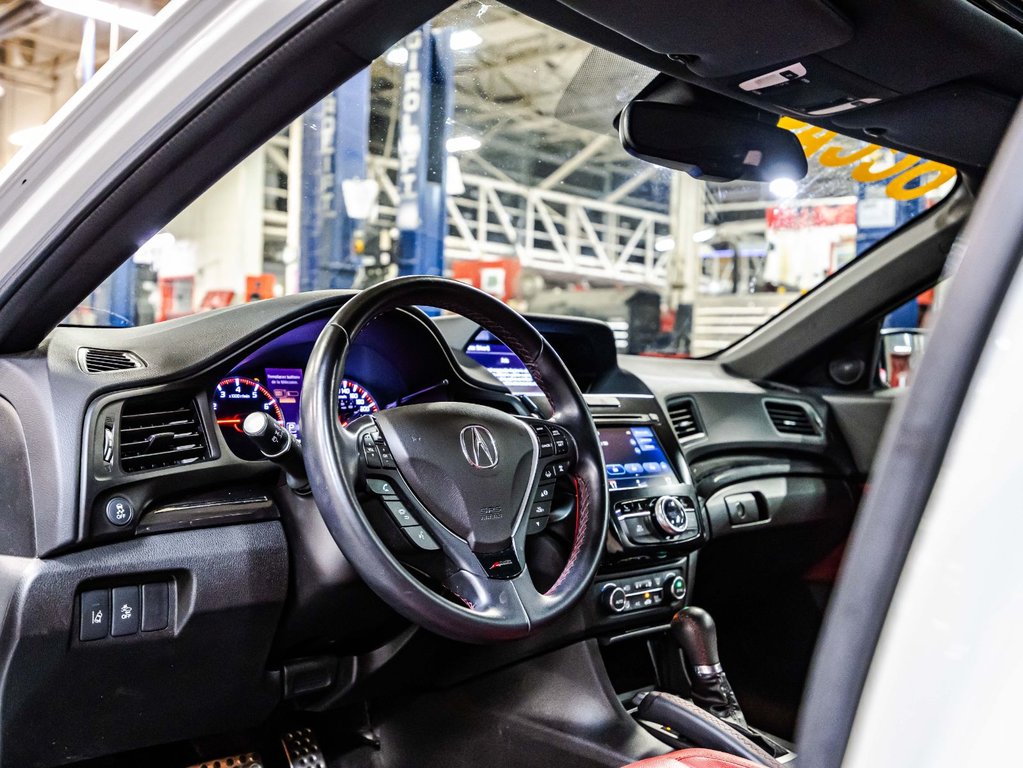 ILX Premium A-spec 2019 à Montréal, Québec - 21 - w1024h768px