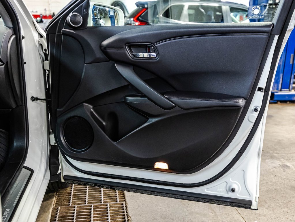 2017 Acura RDX TECH PACK in Montréal, Quebec - 18 - w1024h768px