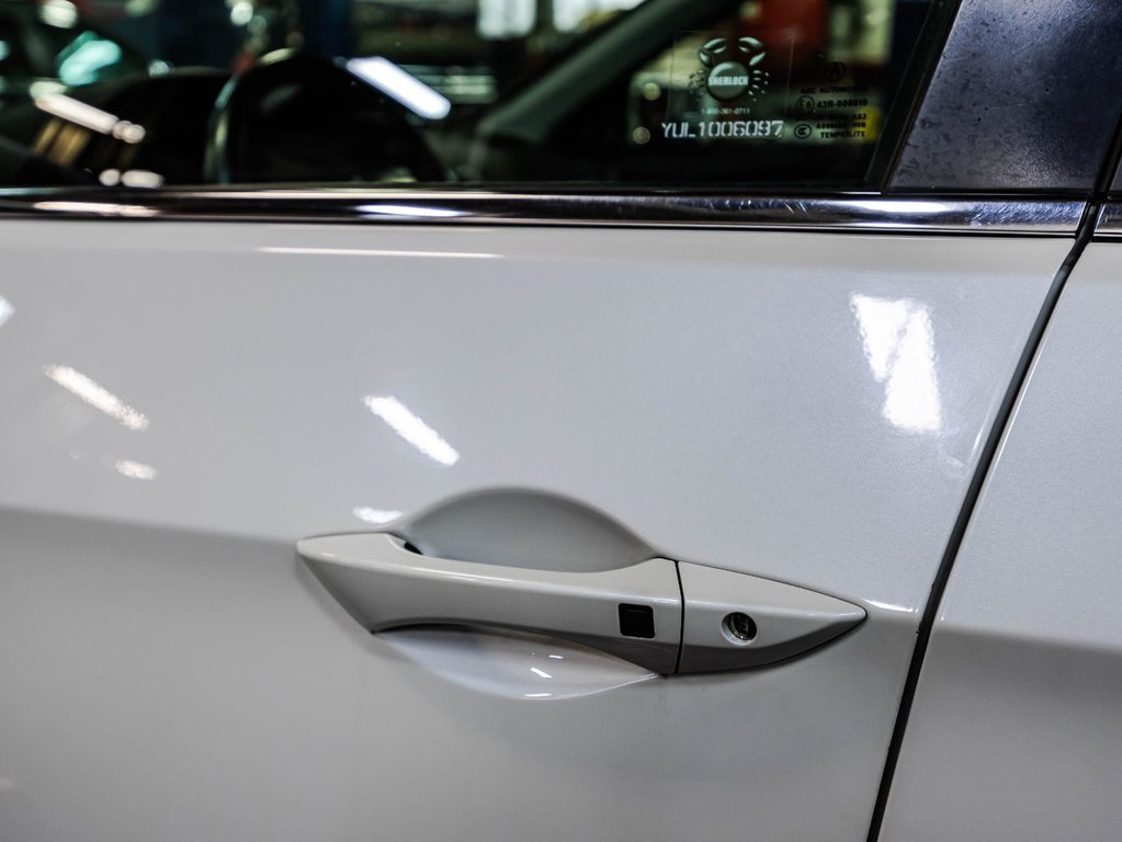 2017 Acura RDX TECH PACK in Montréal, Quebec - 11 - w1024h768px