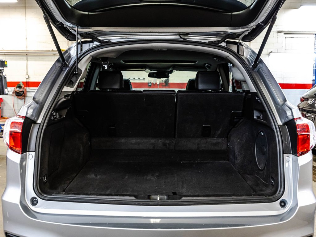 2018 Acura RDX Tech in Montréal, Quebec - 17 - w1024h768px